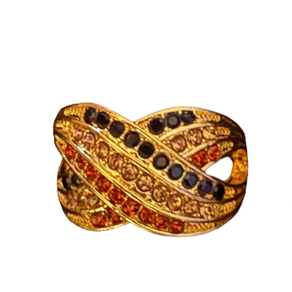 Gorgeous elegant multicolored ring